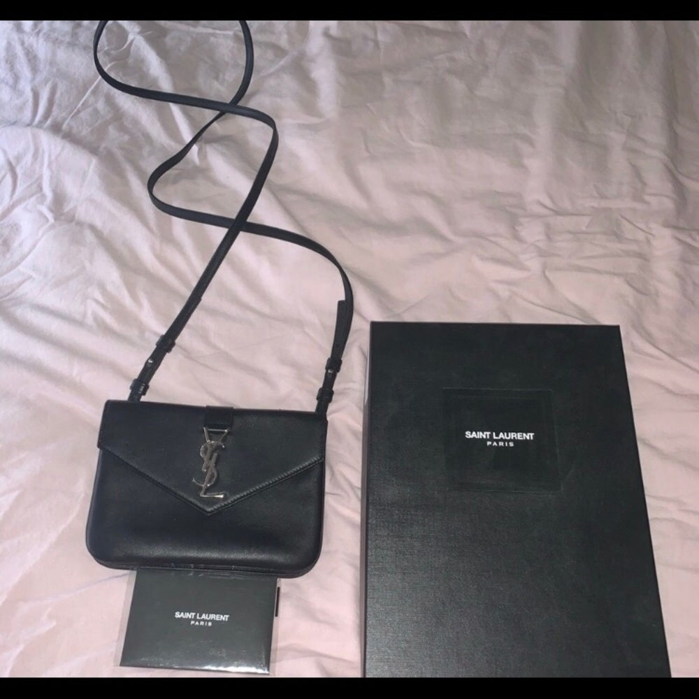 YSL Tri Pocket Bag ❤️
